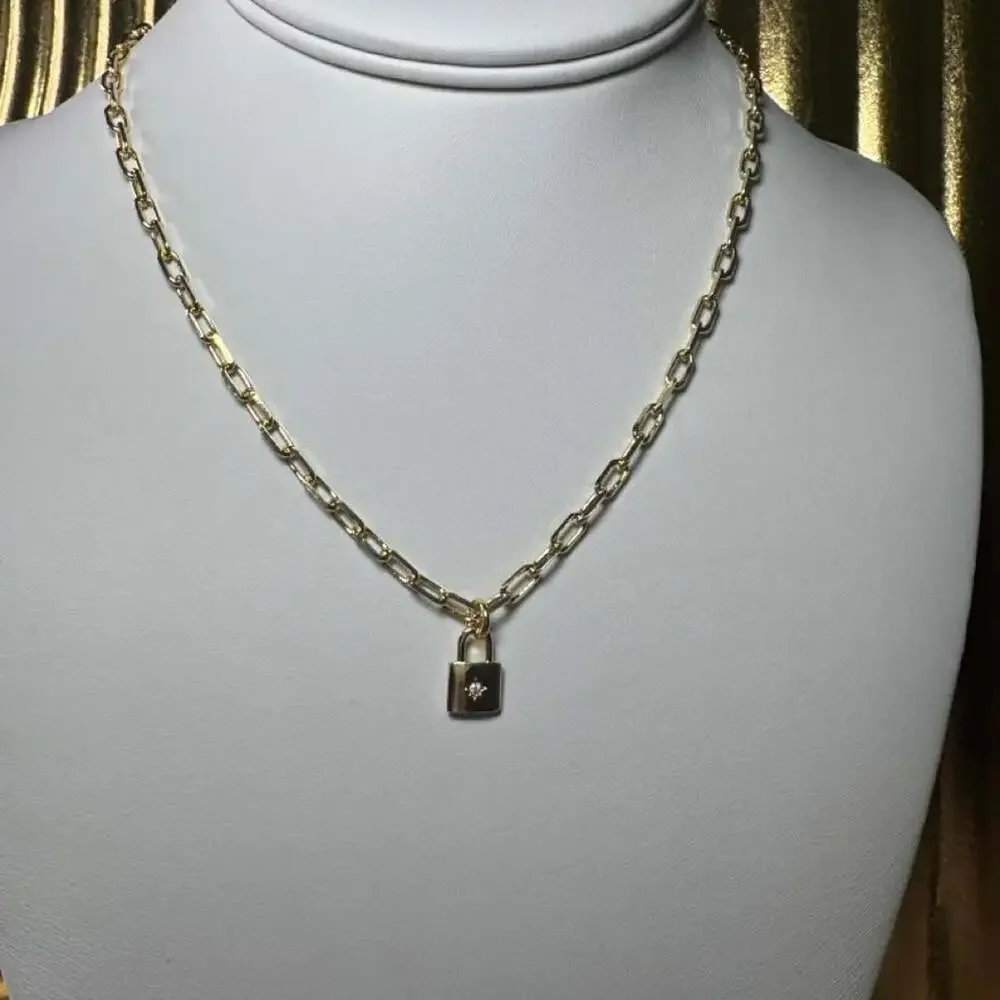 Gold Chain Necklace With Small E 32 B